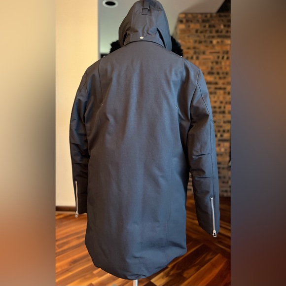 Moose knuckle sterling parka ❌price is firm❌ MADE IN CANADA 🇨🇦 - Picture 4 of 17